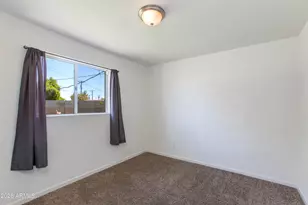 5657 N 39th Ave, Phoenix, AZ 85019 - Photo 12