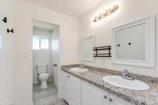 5657 N 39th Ave, Phoenix, AZ 85019 - Photo 14