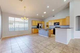 871 E Sherri Dr, Gilbert, AZ 85296 - Photo 8