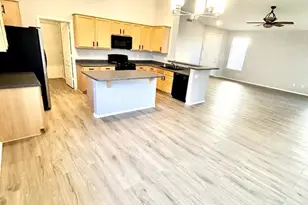 871 E Sherri Dr, Gilbert, AZ 85296 - Photo 6