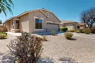 871 E Sherri Dr, Gilbert, AZ 85296 - Photo 1