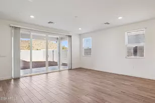 2583 E Villa Linda Dr, Phoenix, AZ 85024 - Photo 10