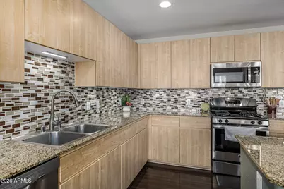 16 W Encanto Boulevard #408, Phoenix, AZ 85003 - Photo 8