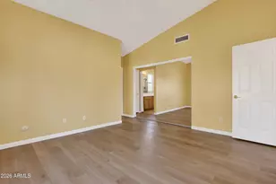 10416 W Runion Dr, Peoria, AZ 85382 - Photo 12