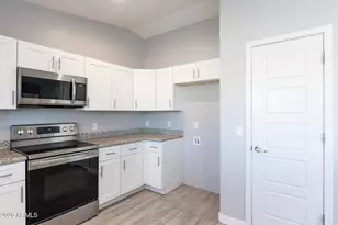 8372 W Teresita Dr, Arizona City, AZ 85123 - Photo 12