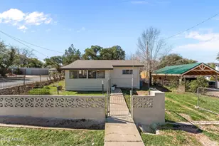 22538 S Cherry Ln, Yarnell, AZ 85362 - Photo 2