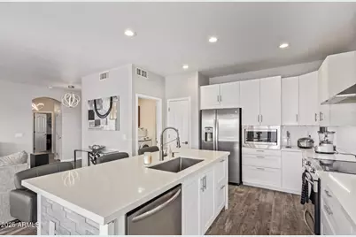 6984 S Newport Court, Chandler, AZ 85249 - Photo 12