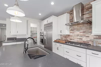 17494 W Middlebury Street, Surprise, AZ 85388 - Photo 18