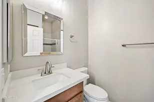 42424 N Gavilan Peak Pkwy, Anthem, AZ 85086 - Photo 18