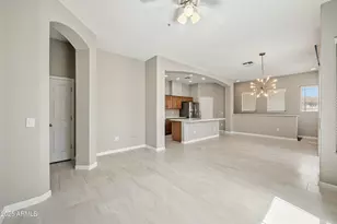 42424 N Gavilan Peak Pkwy, Anthem, AZ 85086 - Photo 8