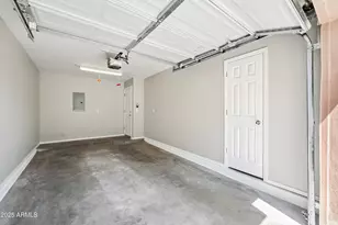 42424 N Gavilan Peak Pkwy, Anthem, AZ 85086 - Photo 20