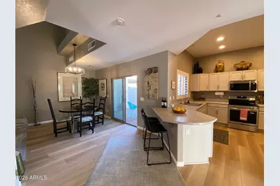 7978 W Beck Lane, Peoria, AZ 85382 - Photo 6