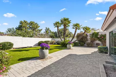 7328 E Krall Street, Scottsdale, AZ 85250 - Photo 14