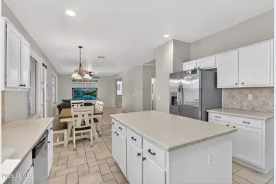 3367 W Via Del Sol Drive, Phoenix, AZ 85027 - Photo 16