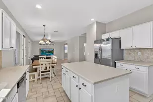 3367 W Via Del Sol Dr, Phoenix, AZ 85027 - Photo 16