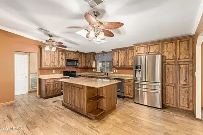 28240 N 168th Avenue, Surprise, AZ 85387 - Photo 18