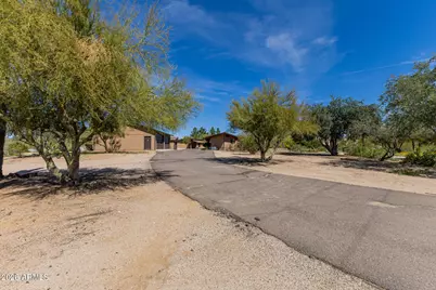 6140 E Peak View Road, Cave Creek, AZ 85331 - Photo 50
