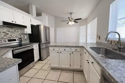 8583 N 107th Drive, Peoria, AZ 85345 - Photo 4