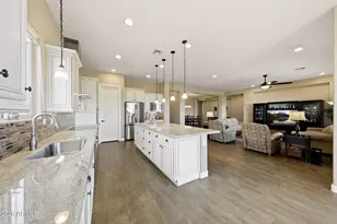 10016 W White Feather Ln, Peoria, AZ 85383 - Photo 22