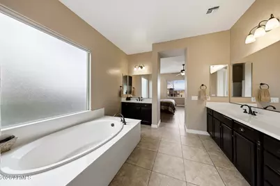 10016 W White Feather Lane, Peoria, AZ 85383 - Photo 30