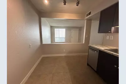 859 S Extension Road, Mesa, AZ 85210 - Photo 10