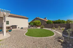 1521 E Buena Vista Dr, Chandler, AZ 85249 - Photo 24