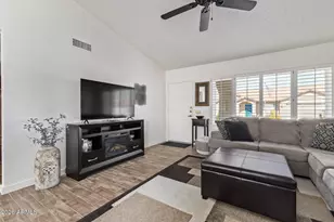 1521 E Buena Vista Dr, Chandler, AZ 85249 - Photo 8