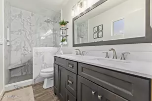 1521 E Buena Vista Dr, Chandler, AZ 85249 - Photo 4