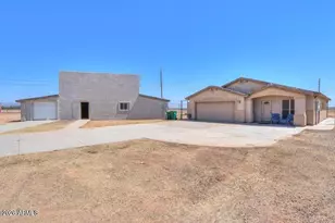 13191 N Breeze Way, Maricopa, AZ 85139 - Photo 2