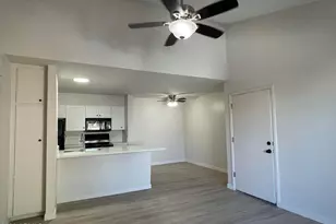 8055 E Thomas Rd, Scottsdale, AZ 85251 - Photo 12