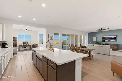 29055 N 136th Lane, Peoria, AZ 85383 - Photo 16