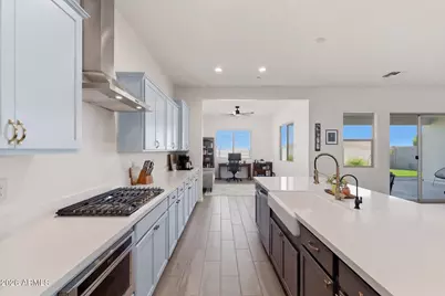 29055 N 136th Lane, Peoria, AZ 85383 - Photo 26