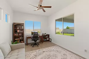 29055 N 136th Ln, Peoria, AZ 85383 - Photo 22