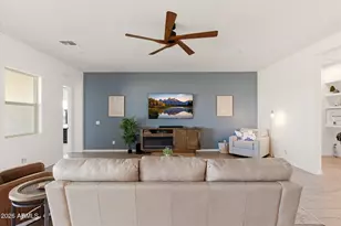 29055 N 136th Ln, Peoria, AZ 85383 - Photo 10