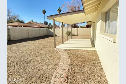 3633 W Calavar Road, Phoenix, AZ 85053 - Photo 20