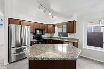 523 W Kelton Lane, Phoenix, AZ 85023 - Photo 10