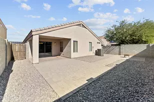 11817 W Mauna Loa Ln, El Mirage, AZ 85335 - Photo 12