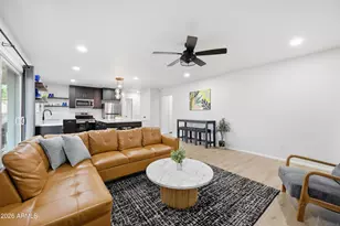 2342 E Alameda Dr, Tempe, AZ 85282 - Photo 12