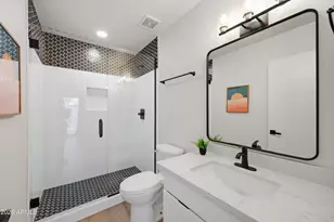 2342 E Alameda Dr, Tempe, AZ 85282 - Photo 16