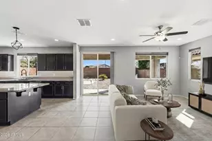 22477 N 95th Dr, Peoria, AZ 85383 - Photo 2