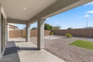 22477 N 95th Dr, Peoria, AZ 85383 - Photo 32