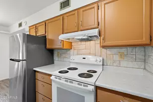 17035 N 107th Ave, Sun City, AZ 85373 - Photo 10