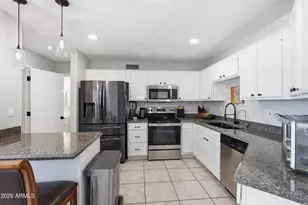 4534 E Amberwood Dr, Phoenix, AZ 85048 - Photo 12