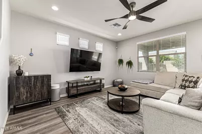 5722 W Atlantis Avenue, Phoenix, AZ 85043 - Photo 10