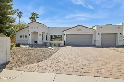 5621 E Voltaire Avenue, Scottsdale, AZ 85254 - Photo 4