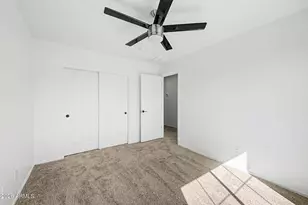 39930 N Messner Way, Anthem, AZ 85086 - Photo 24