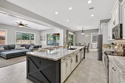 2926 E Wyatt Way, Gilbert, AZ 85297 - Photo 8