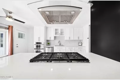 6207 W Orange Drive, Glendale, AZ 85301 - Photo 8