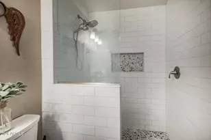 9845 W Royal Ridge Dr, Sun City, AZ 85351 - Photo 24