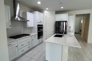 3540 E Tina Dr, Phoenix, AZ 85050 - Photo 6